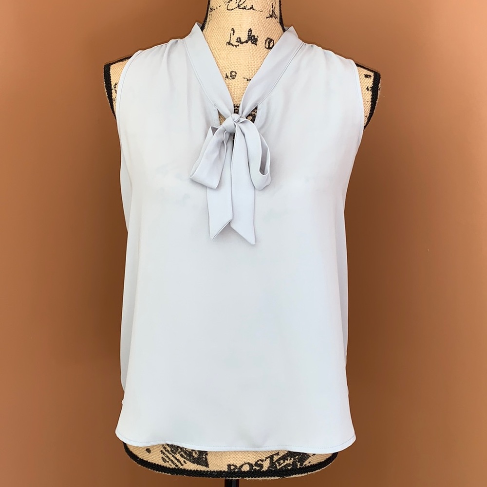 F21 Light Gray Tie Sleeveless Blouse